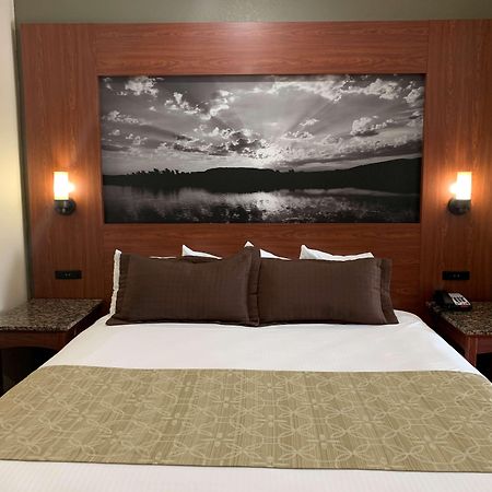 เบสท์ เวสเทิร์น พลัส ยูกอน Hotel ยูคอน ภายนอก รูปภาพ